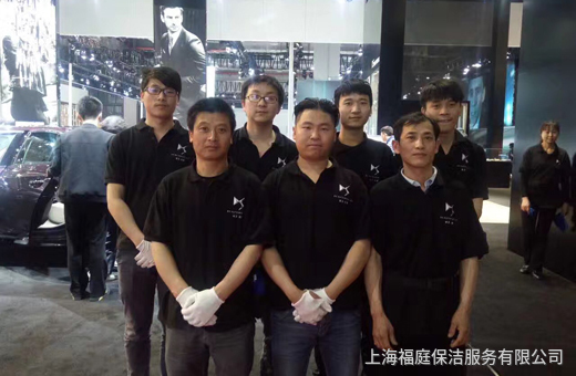 上海專業(yè)保潔公司 上海專業(yè)保潔公司