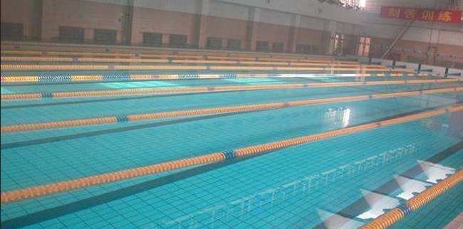 游泳池清洗消毒服務