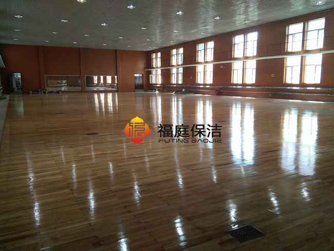 上海學(xué)校地板翻新公司 上海學(xué)校地板翻新公司